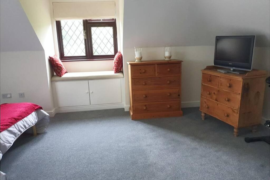 Ashwood Holiday Cottage. Ashford  Esterno foto